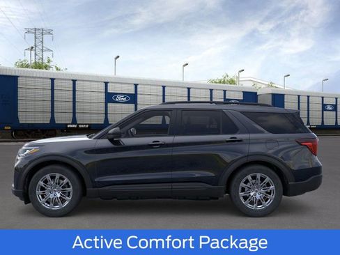 Used 2026 Ford Explorer Active w/ Active Comfort Package image 4