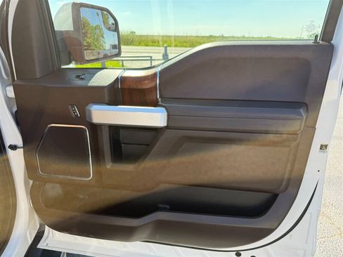 Used 2019 Ford F150 King Ranch w/ Trailer Tow Package AWD/4WD image 36