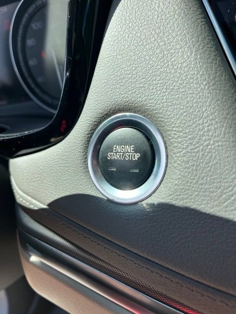 Used 2023 Cadillac XT5 Premium Luxury w/ Technology Package FWD image 23
