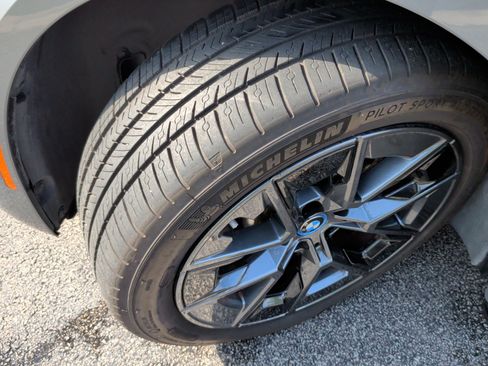 Used 2023 BMW i4 eDrive35 w/ Premium Package RWD image 15
