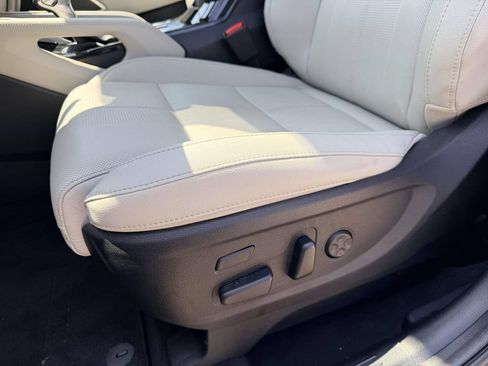 Used 2024 Kia Telluride SX AWD/4WD image 19