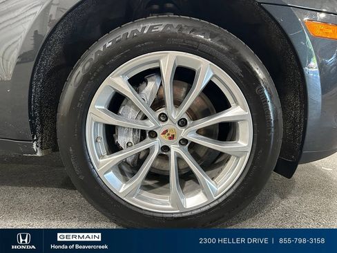 Used 2022 Porsche Macan AWD/4WD image 12
