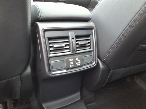 Used 2025 Subaru Forester Limited w/ Popular Package #2 image 7