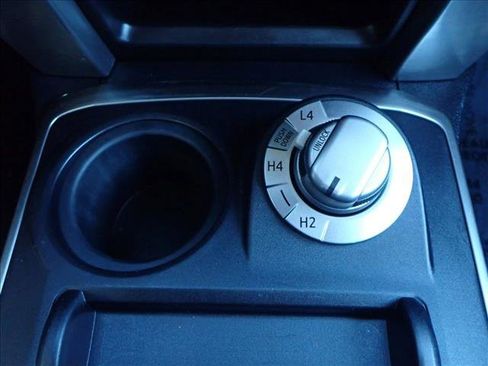 Used 2017 Toyota 4Runner SR5 Premium image 20