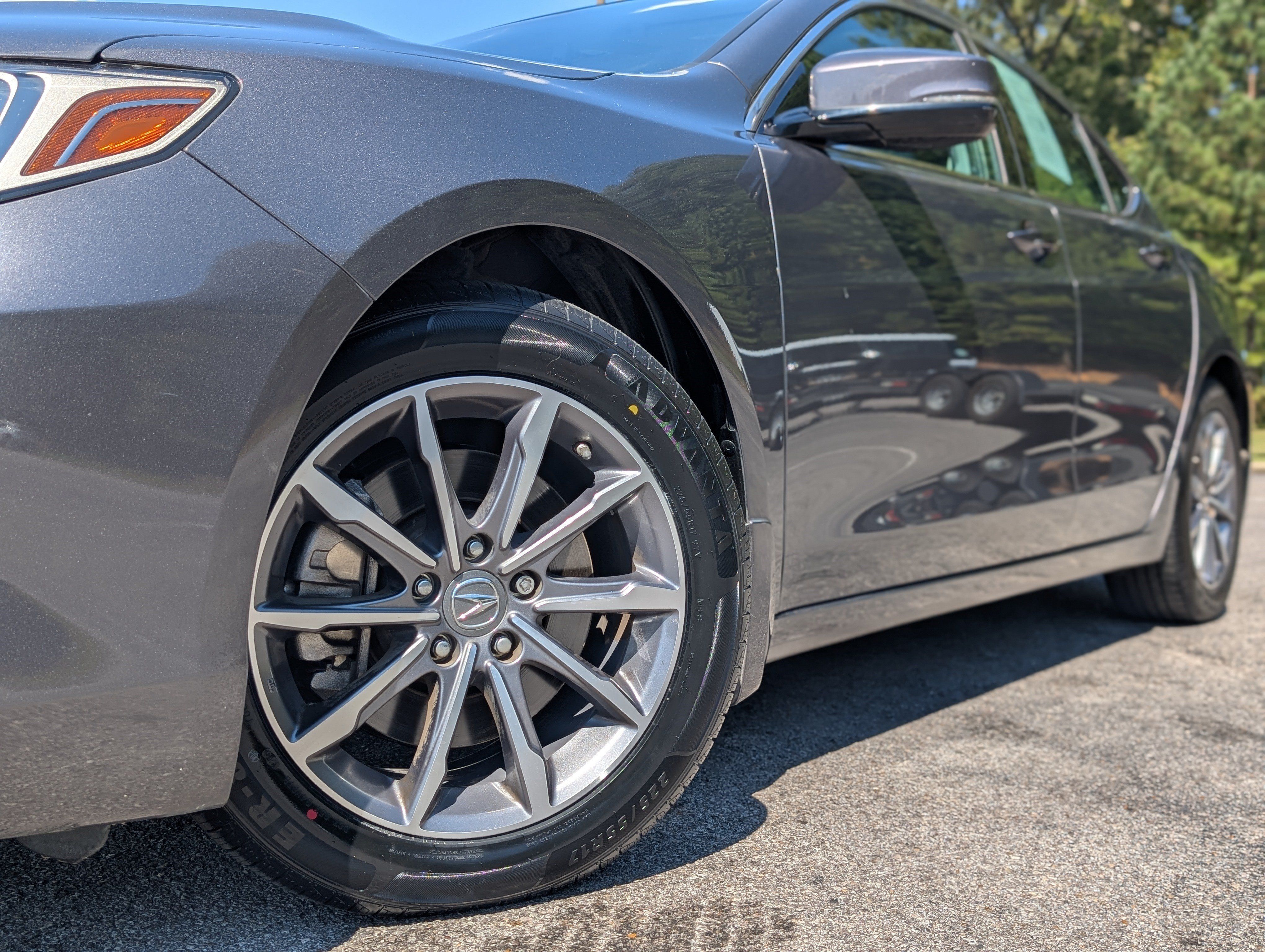 Used 2020 Acura TLX FWD image 33