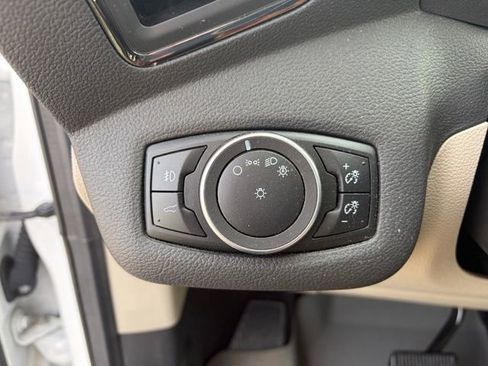 Used 2017 Ford Escape Titanium w/ Equipment Group 301A image 17