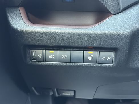 Used 2019 Toyota RAV4 Limited w/ Cold Weather Package image 28