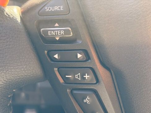 Certified 2022 Nissan Frontier SV RWD image 28