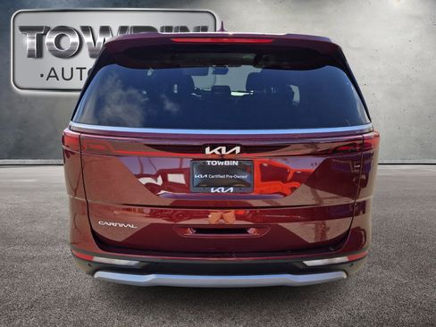 Certified 2024 Kia Carnival LX image 6