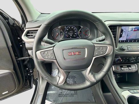 Used 2023 GMC Acadia AT4 w/ Technology Package AWD/4WD image 11