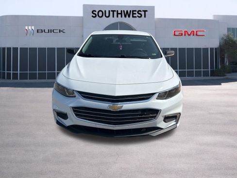 Used 2018 Chevrolet Malibu LS w/ LPO, Convenience Package 1 image 2