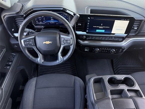 Used 2024 Chevrolet Silverado 1500 LT image 12