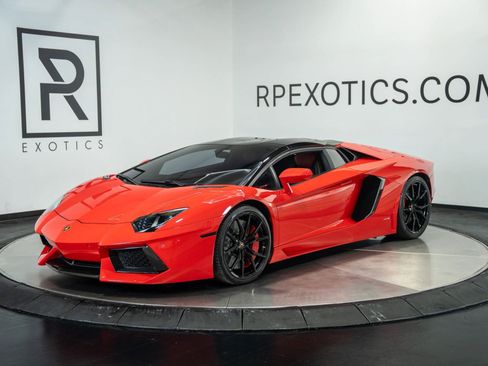 Used 2016 Lamborghini Aventador LP 700-4 AWD/4WD image 9
