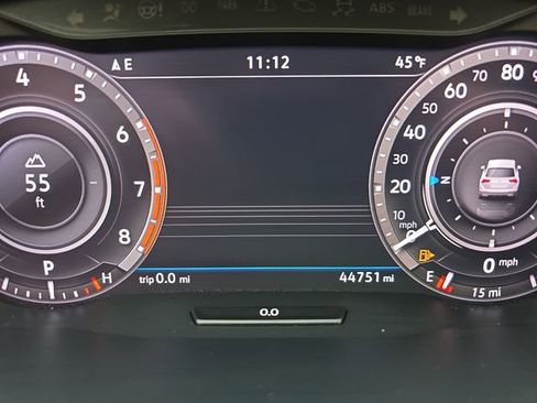 Used 2019 Volkswagen Tiguan SEL Premium image 22