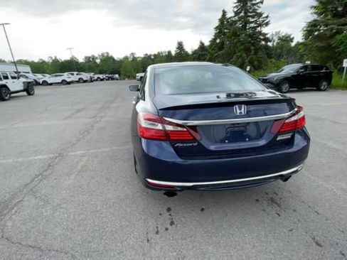 Used 2017 Honda Accord Sport Special Edition image 7
