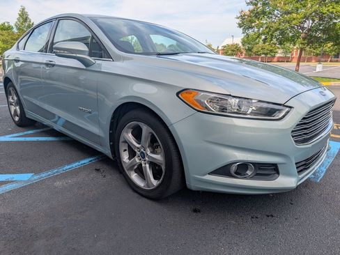 Used 2013 Ford Fusion SE FWD image 7