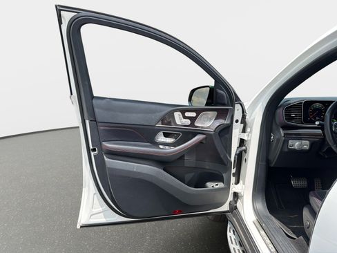 Used 2022 Mercedes-Benz GLE 53 AMG 4MATIC Coupe image 34