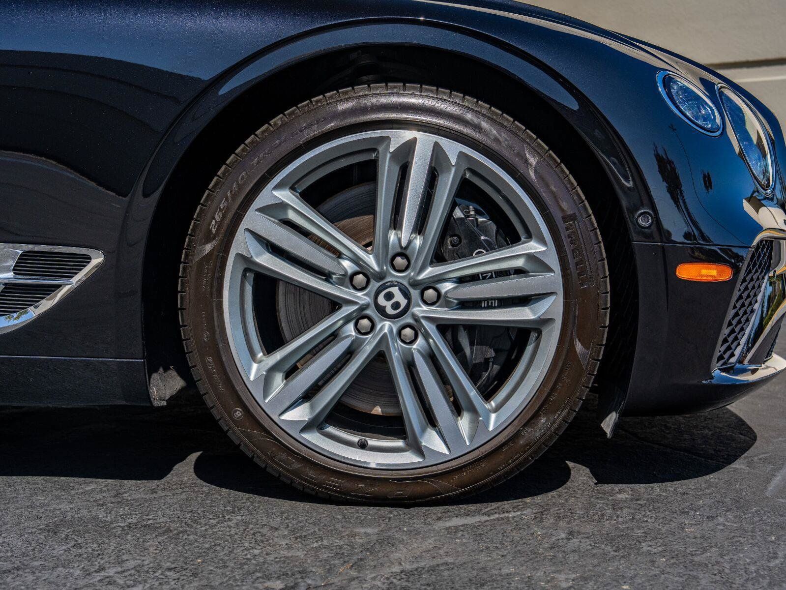 Used 2023 Bentley Continental GT V8 AWD/4WD image 7