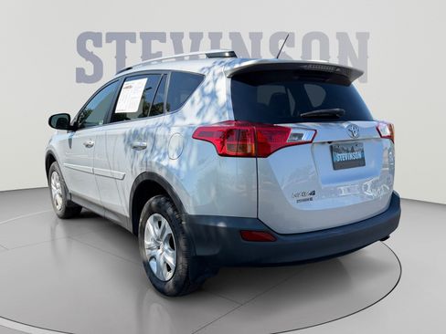 Used 2015 Toyota RAV4 LE AWD/4WD image 5