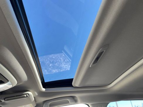 Certified 2021 Subaru Crosstrek 2.5i Limited w/ Moonroof Package 1 image 4