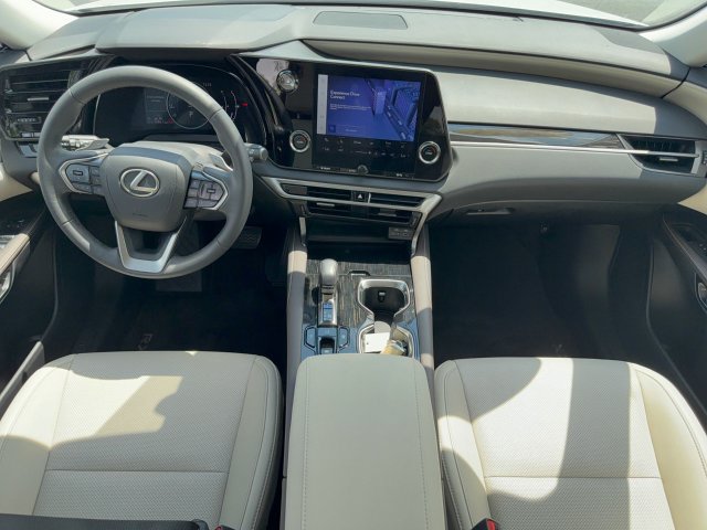 Used 2024 Lexus RX 350 FWD w/ Technology Package image 28
