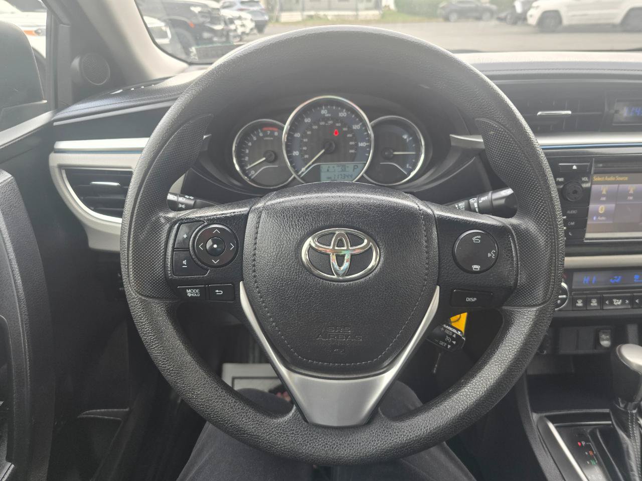 Used 2014 Toyota Corolla LE FWD image 7