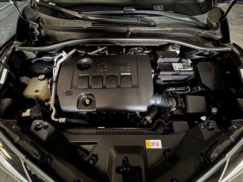 Used 2020 Toyota C-HR Limited image 52