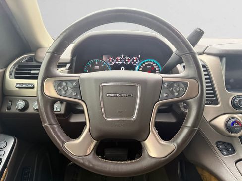 Used 2017 GMC Yukon XL Denali w/ Open Road Package AWD/4WD image 11
