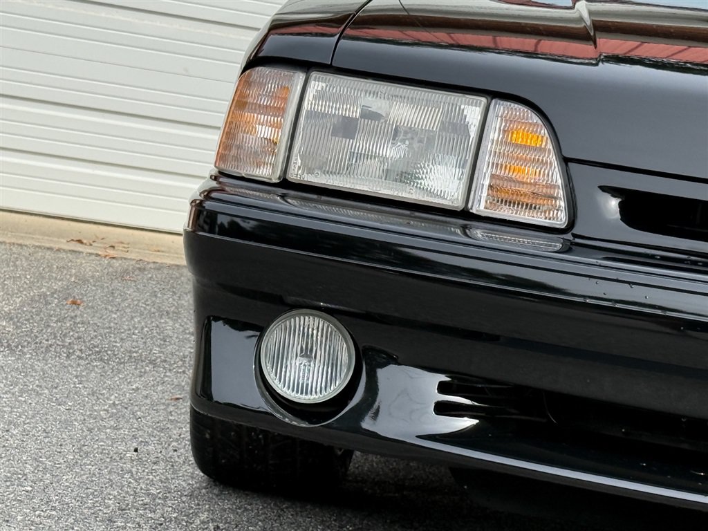 Used 1993 Ford Mustang Cobra RWD image 11