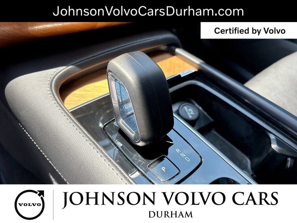 Certified 2023 Volvo XC90 B6 Core w/ Protection Package Premier AWD/4WD image 24