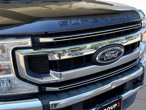 Used 2021 Ford F250 XL w/ STX Appearance Package AWD/4WD image 27