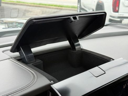 New 2026 GMC Yukon Elevation w/ Elevation Premium Package image 37