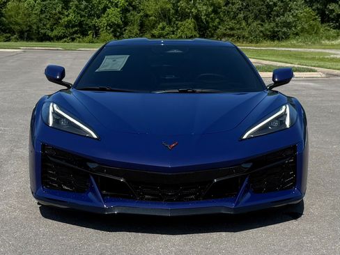 Used 2026 Chevrolet Corvette Z06 RWD image 6