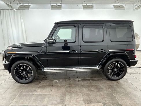 Used 2025 Mercedes-Benz G 550 image 2