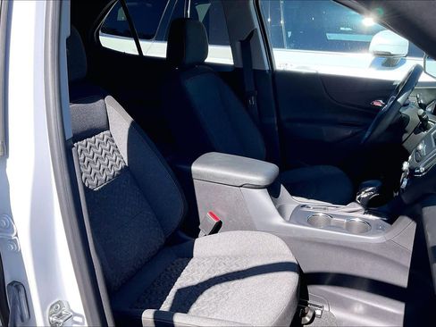 Certified 2024 Chevrolet Equinox LT w/ LPO, Floor Liner Package image 8