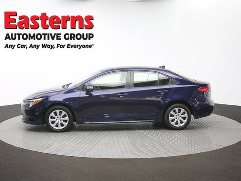 Used 2023 Toyota Corolla LE w/ Carpet Mat Package (TMS) FWD image 54