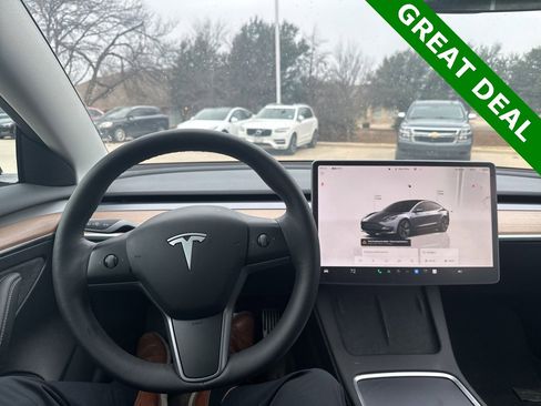 Used 2023 Tesla Model 3 Standard Range image 20