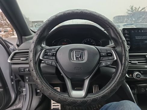 Used 2022 Honda Accord Sport image 13
