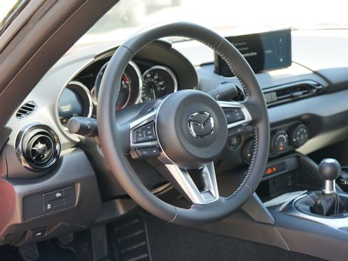 New 2026 MAZDA MX-5 Miata Sport w/ Interior Package RWD image 10