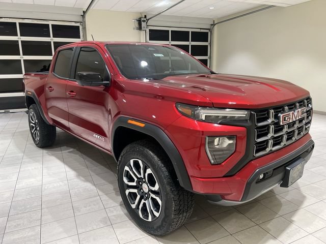 Certified 2024 GMC Canyon AT4 w/ Technology Package AWD/4WD image 7