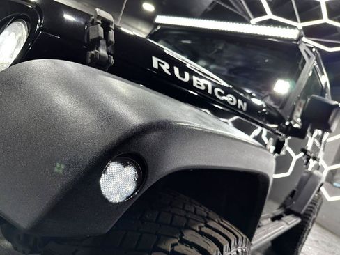 Used 2014 Jeep Wrangler Unlimited Rubicon w/ Connectivity Group AWD/4WD image 53