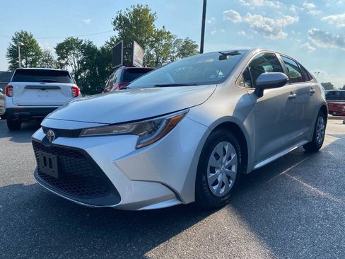 Used 2021 Toyota Corolla L w/ Carpet Mat Package (TMS) FWD image 7