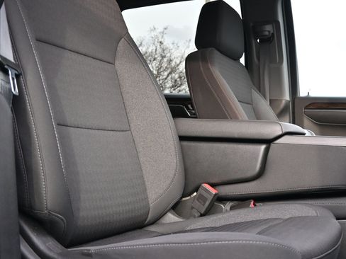 Used 2023 GMC Sierra 1500 SLE image 31