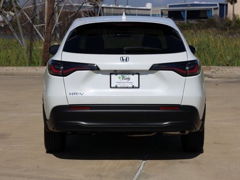 New 2026 Honda HR-V LX image 7
