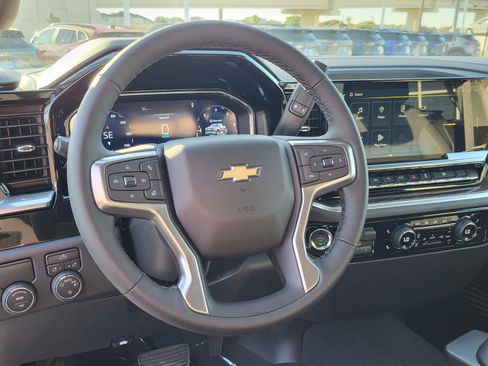 New 2026 Chevrolet Silverado 1500 LT w/ Texas Edition Plus RWD image 15