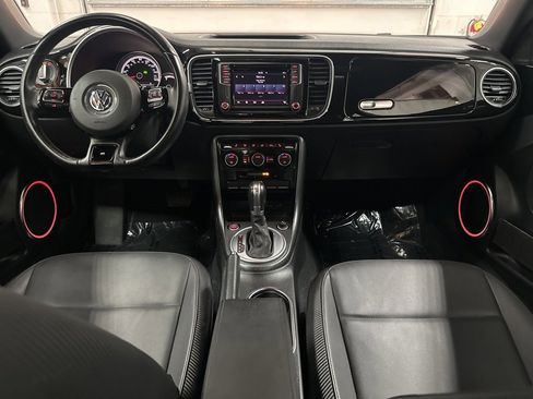 Used 2019 Volkswagen Beetle 2.0T SE image 23