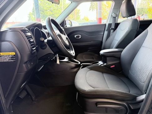 Used 2014 Kia Soul + w/ UVO w/Eservices Package image 13