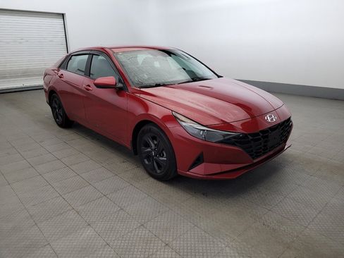 Used 2023 Hyundai Elantra SEL image 13