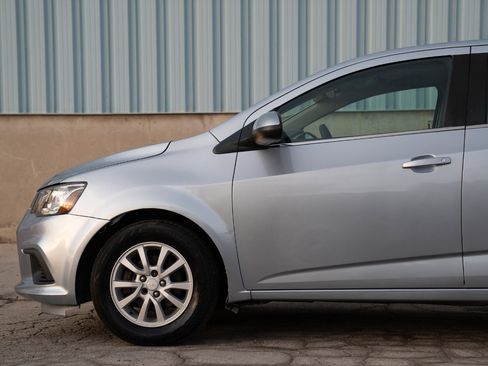 Used 2018 Chevrolet Sonic LT image 7