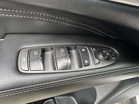 Used 2018 INFINITI QX60 Luxe w/ Deluxe Technology Package image 19